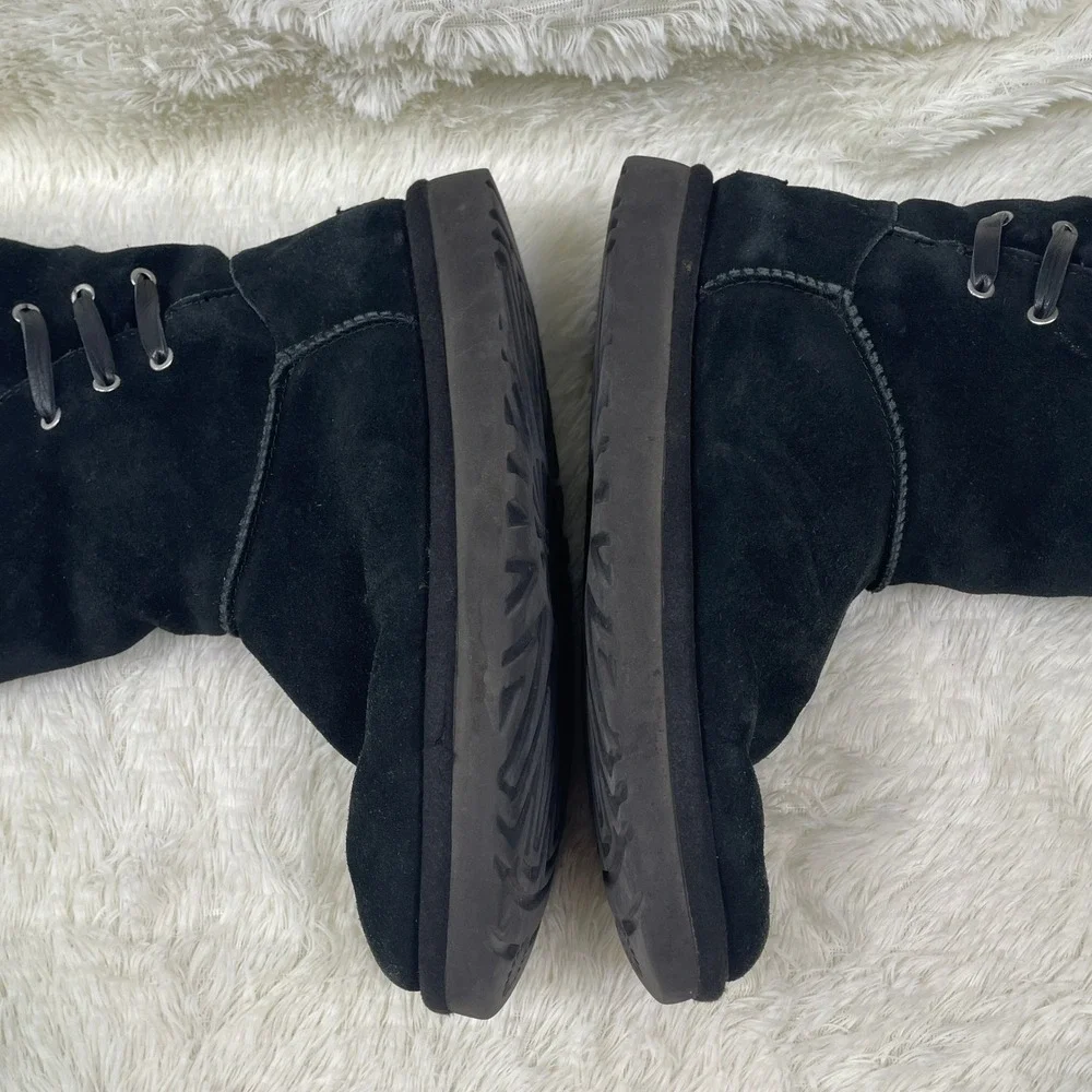 UGG 1018629 Boots Womens 8 Black Very Good Suede Shearling Split Shaft Lace Up
